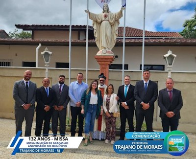 VEREADORES PARICIPARAM DA MISSA DE 132 ANOS DE TRAJANO