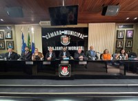 CÂMARA REALIZA SESSÃO EXTRAORDINÁRIA PARA APROVAÇÃO DE PROJETOS DE URGÊNCIA 